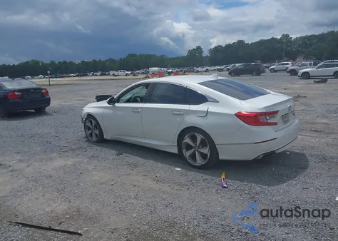 2018 Honda Accord Touring z USA, uszkodzony, nr VIN 1HGCV1F99JA169280